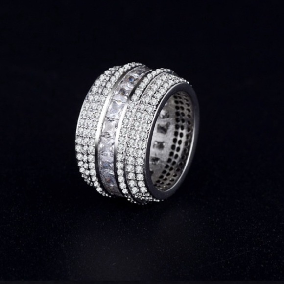 DIAMOND 925 STERLING SILVER BAND RING - Picture 4 of 5